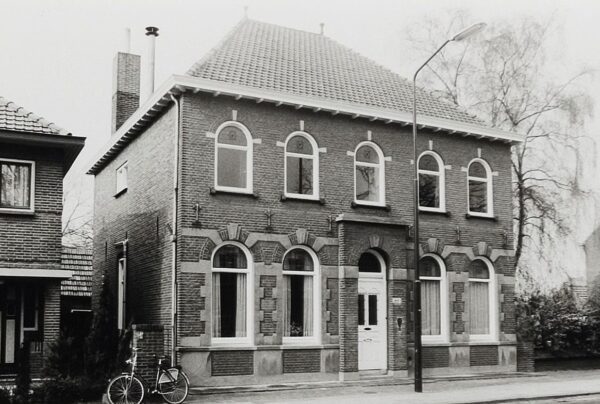 Nieuwstraat 44 in 1981. Foto Wies van Leeuwen, collectie BHIC, nr. PNB001016260.