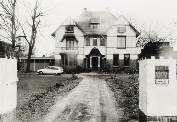 De Lindenhof in 1981, toen BTI Bremi er nog gevestigd was. Foto Wies van Leeuwen, collectie BHIC, nr. PNB001016267.