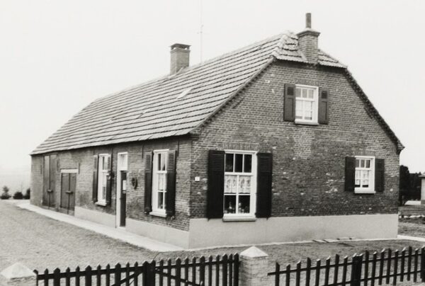 Plaatse 2 in 1981. Foto Wies van Leeuwen, collectie BHIC, nr. PNB001016270.