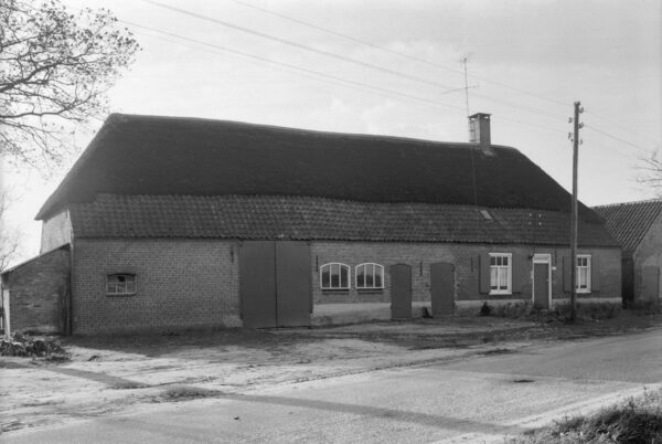 Schadewijk 1 in 1963. Foto G.J. Dukker, Rijksdienst voor het Cultureel Erfgoed, Amersfoort / 81.696.